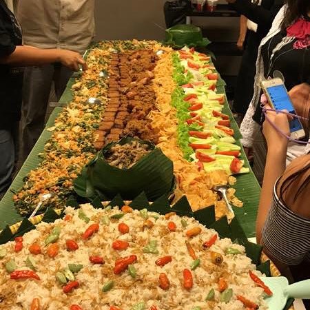 17818466_464549047209917_6549771190200696832_n